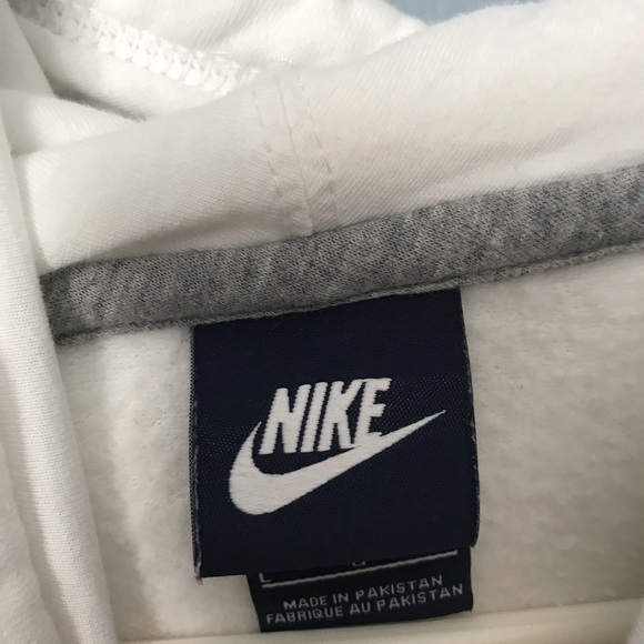 White nike hoodie - Picture 2 of 3